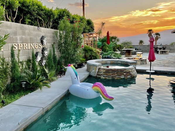 Outdoor pool, a heated pool