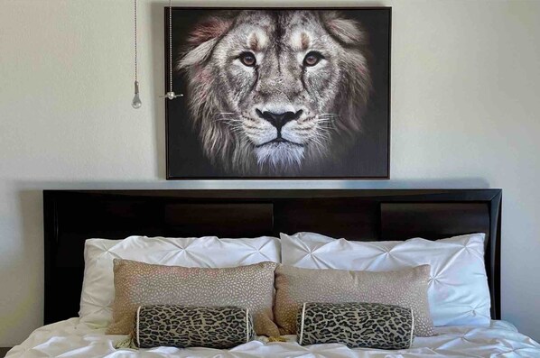 3 soverom, strykejern/-brett, reiseseng for barn og wi-fi (inkludert)