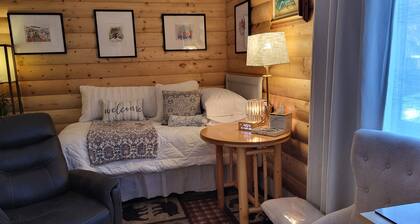 A Private City, Cabin-feel Studio for 1 Person