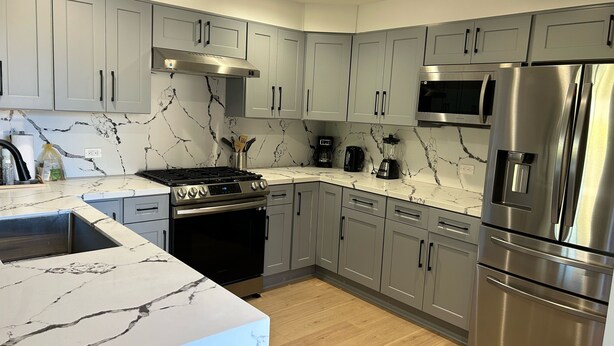 Private kitchen - Mission Beach New 2 bedroom - parking, furnished, AC, Parking, rooftop, firepit (San Diego)
