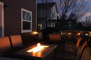 屋外ダイニングエリア