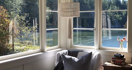 Cortes Beach house
Relaxing cottage on the ocean