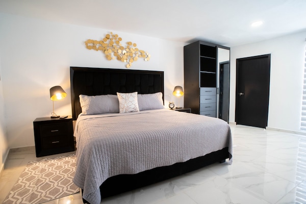 3 chambres, bureau, fer et planche Ă repasser, Wi-Fi gratuit