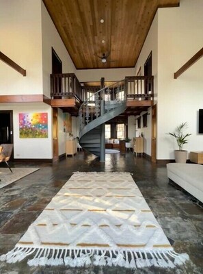 Interior - The Views Estate (Yundi)