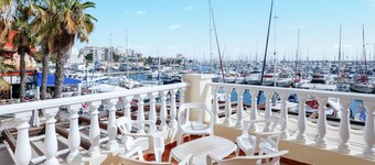 Awesome apartment in Torrevieja