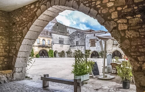 Superbe maison de 4 chambres à Neuvic