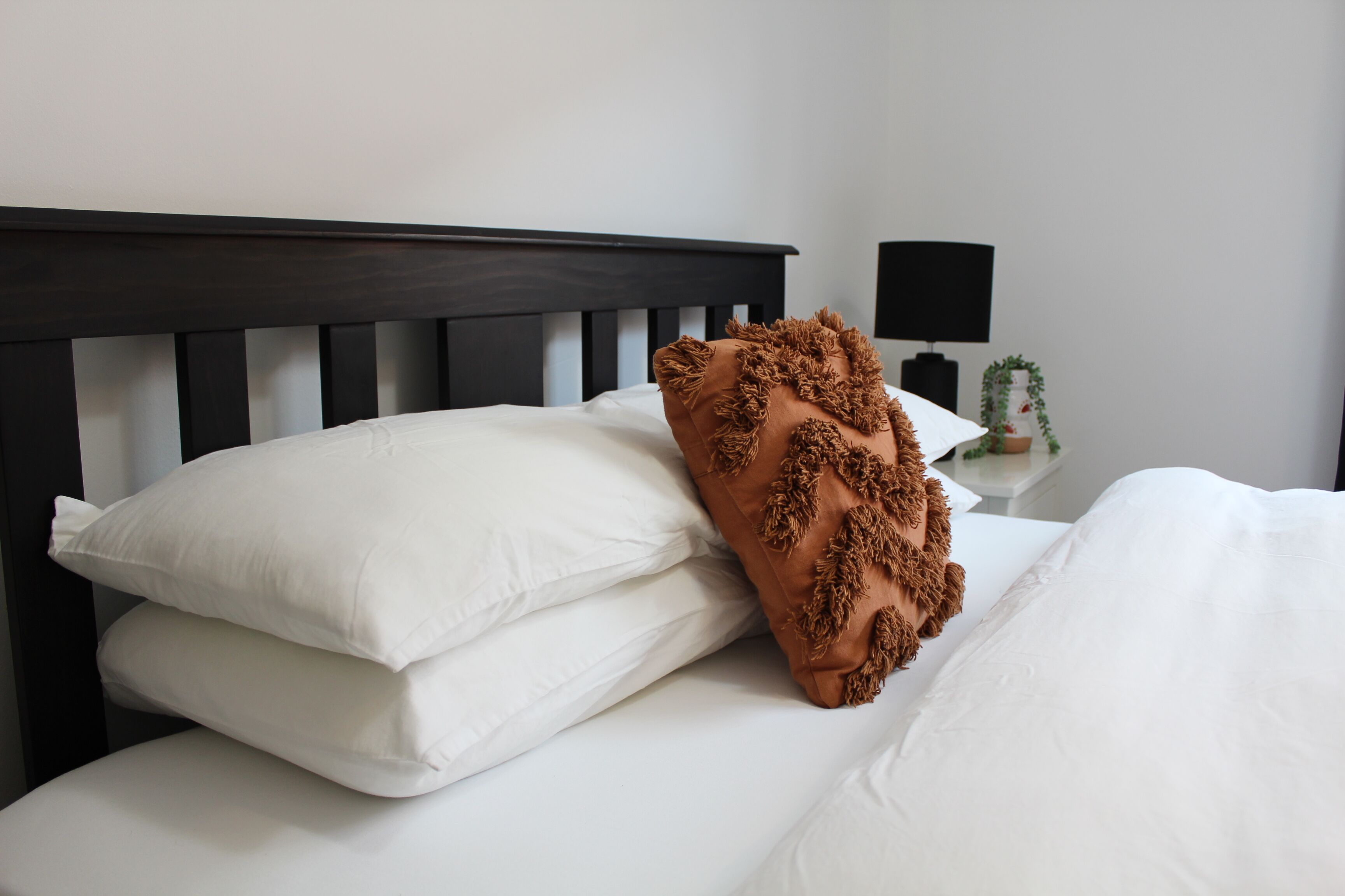 3 bedrooms, iron/ironing board, travel cot, free WiFi