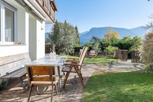 Appartement 'Viertelgraun' avec vue sur les montagnes, terrasse partagée et Wi-Fi