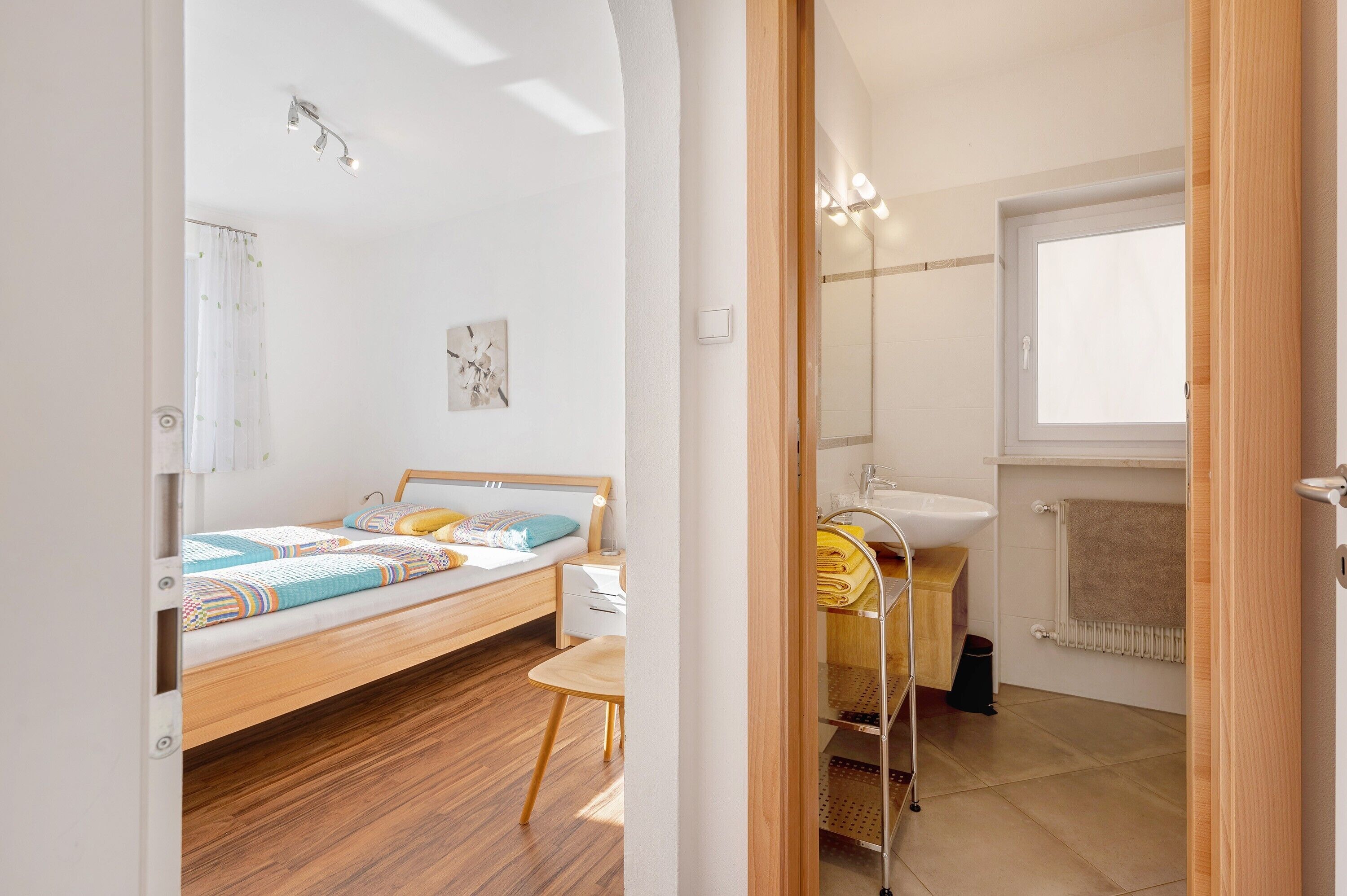 2 habitaciones, wifi gratis y ropa de cama 