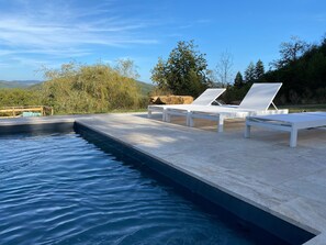Pool - Holiday Home 'La Grande Combe' with Mountain View, Private Pool and Wi-Fi (Saint Izaire)