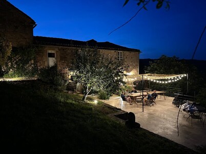 Holiday Home 'La Grande Combe' with Mountain View, Private Pool and Wi-Fi