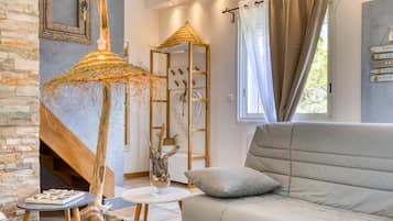 TV, DVD player, aparelho de som