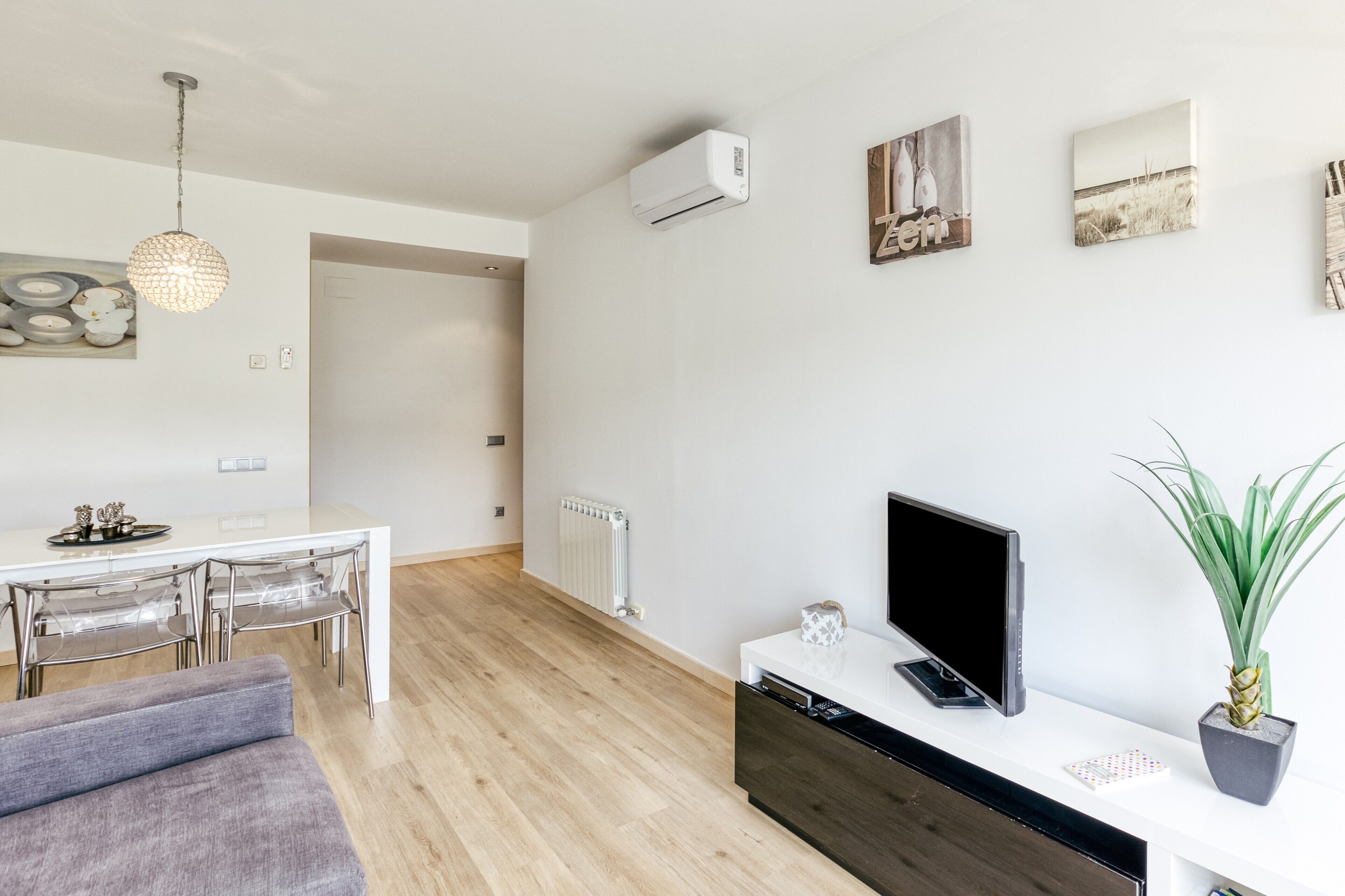 Apartment 'Georges' With Shared Terrace, Balcony And Air Conditioning - Cadaqués