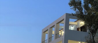 Enjoy the view of nature and an amazing sunset in the Mediterranean Villa