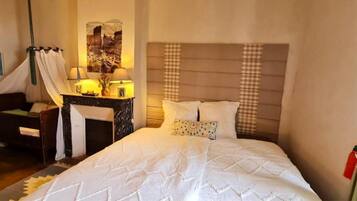 2 多间卧室、熨斗/熨衣板、免费 WiFi、床单