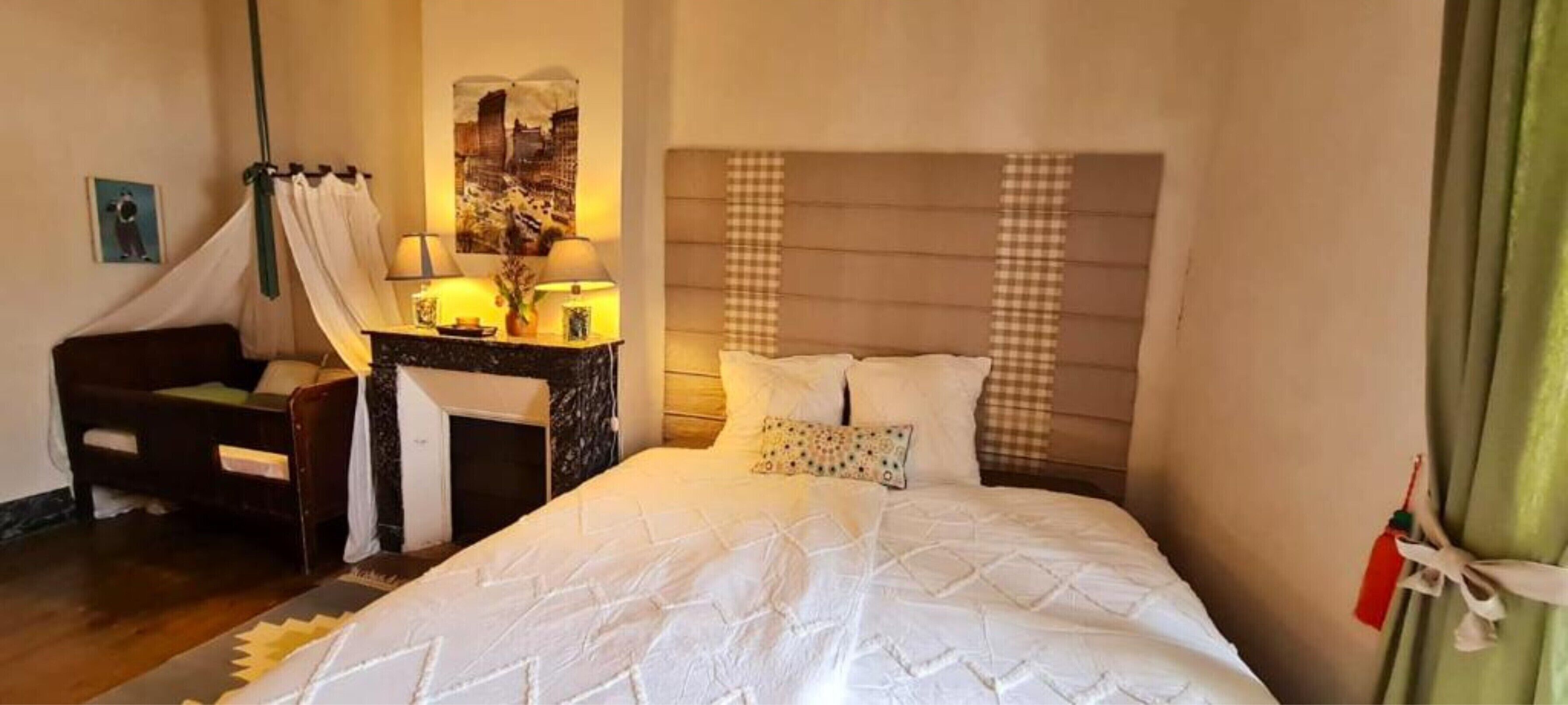 2 slaapkamers, een strijkplank/strijkijzer, gratis wifi, beddengoed