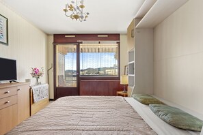 Strykejern/-brett og sengetøy