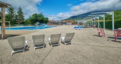 Caravana "Tente 2 Plazas" con piscina compartida y terraza compartida