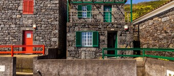 Ferienhaus "Casas Dos Vinagreiros - Pedro" mit Meerblick, privater Terrasse und WLAN