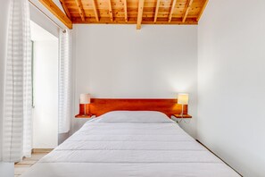 2 habitaciones, tabla de planchar con plancha y wifi gratis 