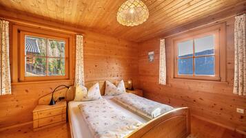 2 室のベッドルーム、WiFi (無料)、ベッドシーツ