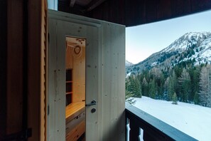 Property grounds - Apartment 'Piz Boe'' with Mountain Views, Shared Garden and Wi-Fi (Arabba BL)