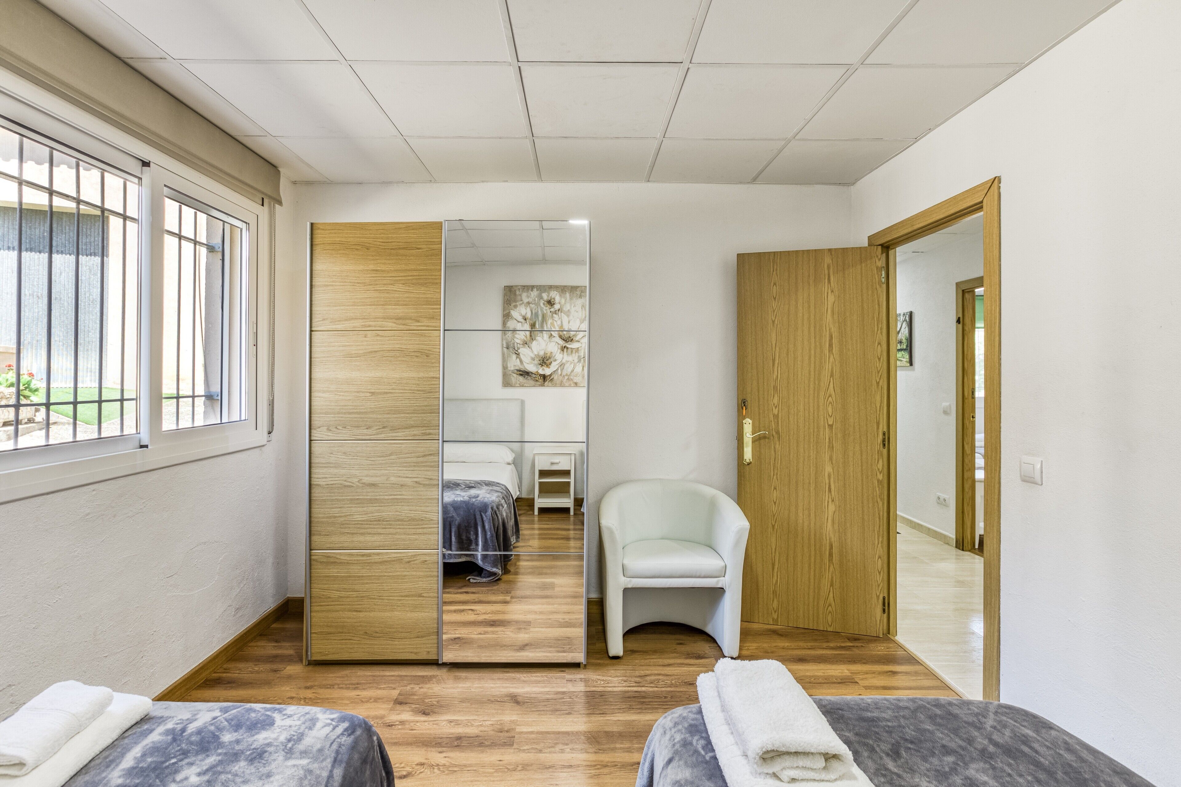 9 bedrooms, free WiFi, bed sheets