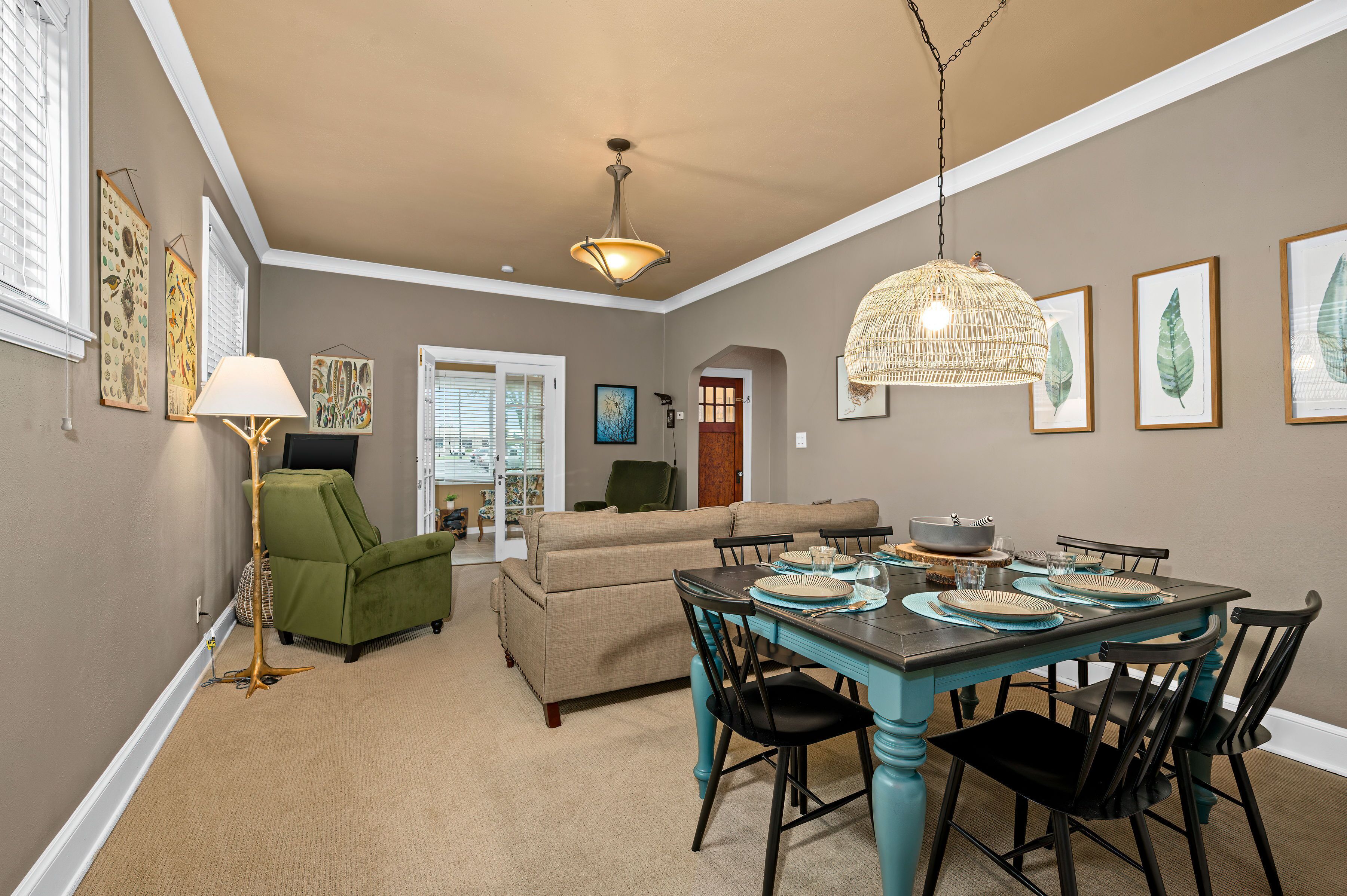 Bluebird Cottage - Your Duluth/Superior Retreat