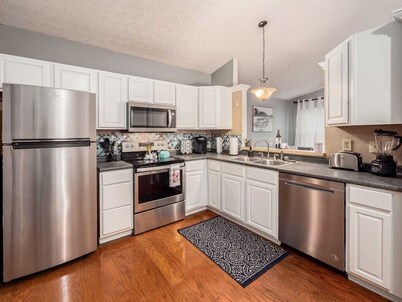 DUBLIN GETAWAY - NEAR COLUMBUS!