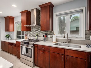 Fridge, microwave, dishwasher, coffee/tea maker