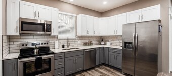 Perfect Stay - 2 Bedrooms - Columbus!