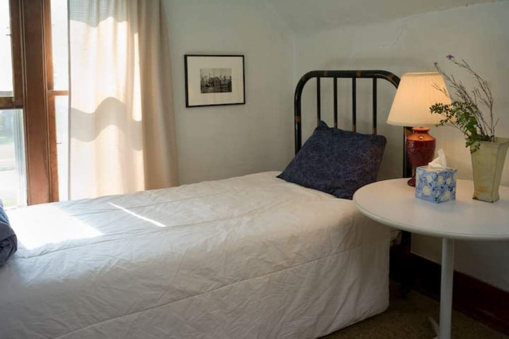 4 bedrooms, in-room safe, iron/ironing board, WiFi