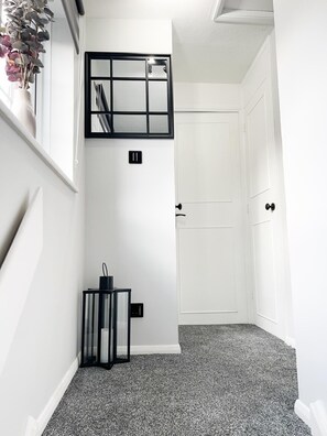 Interior - Stunning Flat with own entrance (London)