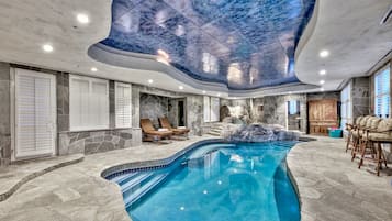 Piscina interna