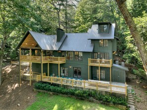 Exterior - Piney Cove - Waterfront on Lake Blue Ridge | Private Dock | Hot Tub (Blue Ridge)