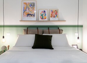 Classic Room | Egyptian cotton sheets, premium bedding, desk, laptop workspace - Ghiberti - Stylish Apartment (Trieste)