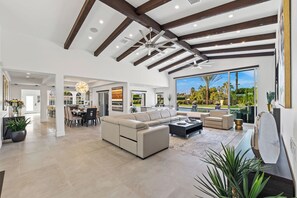 Imagen sin descripción, 5 de 50, botón