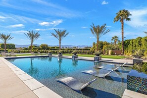 Imagen sin descripción, 4 de 50, botón