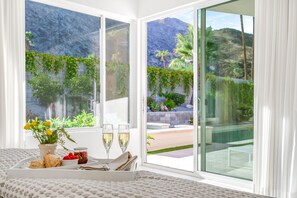 Spa - 'Rising Sun' South Palm Springs glam (Palm Springs)