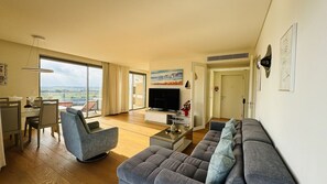 TV - Two Bedroom Laguna Village - By Vilamoura Sun (Quarteira)