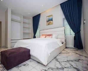 4 chambres, draps fournis