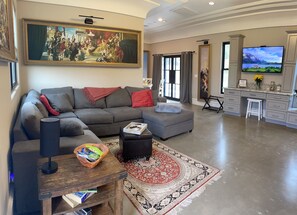 Smart TV, books