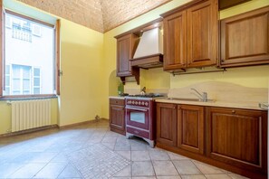 Microwave, oven, stovetop, toaster