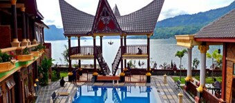 Samosir Villa Resort