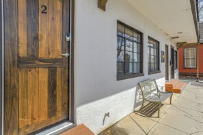 Property entrance - Quest Rest - Unit 2 (Colorado Springs)