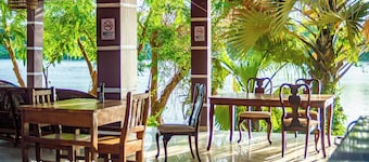 Riverside Lodge Bansang