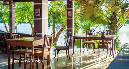 Riverside Lodge Bansang