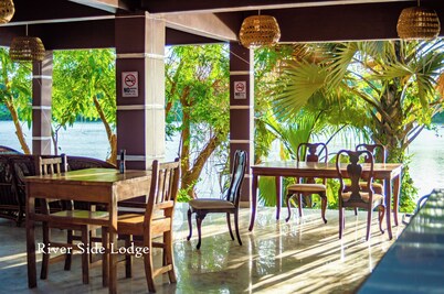 Riverside Lodge Bansang