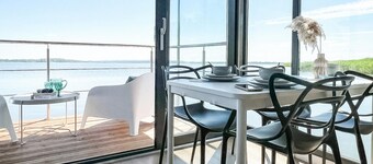 Cozy ship in Mielno with kitchen