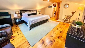 Unclassified image, 2 of 35, button - ☀Private Waterfront LogStyle Cottage With Lakeview! (Parry Sound)